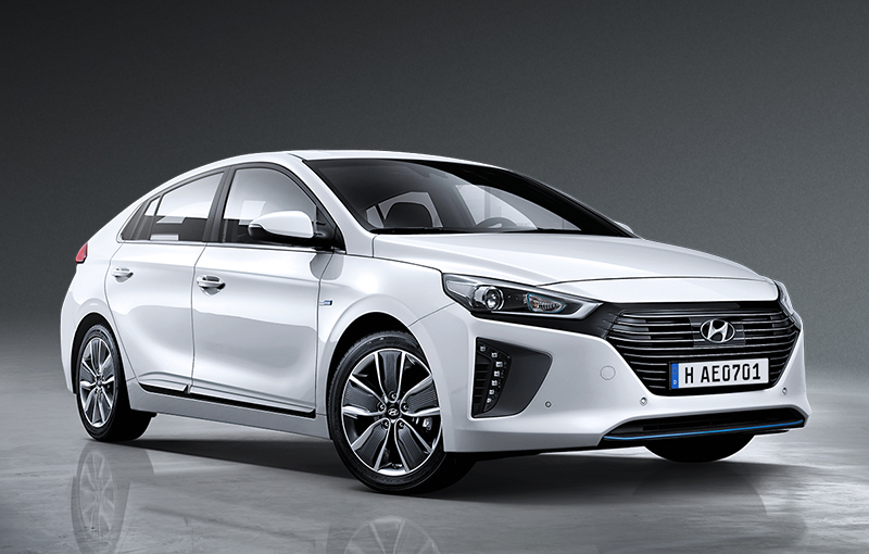 Side front view of white Ioniq Hybrid