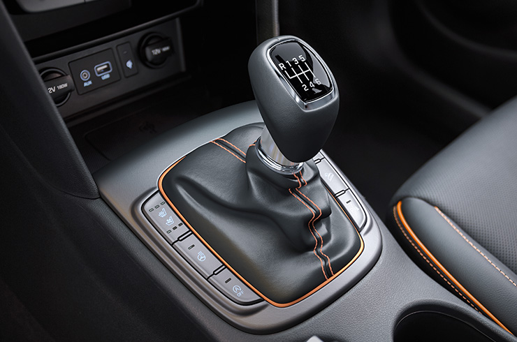 6-speed manual transmission